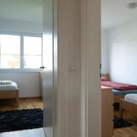 Mit Garten Apartament