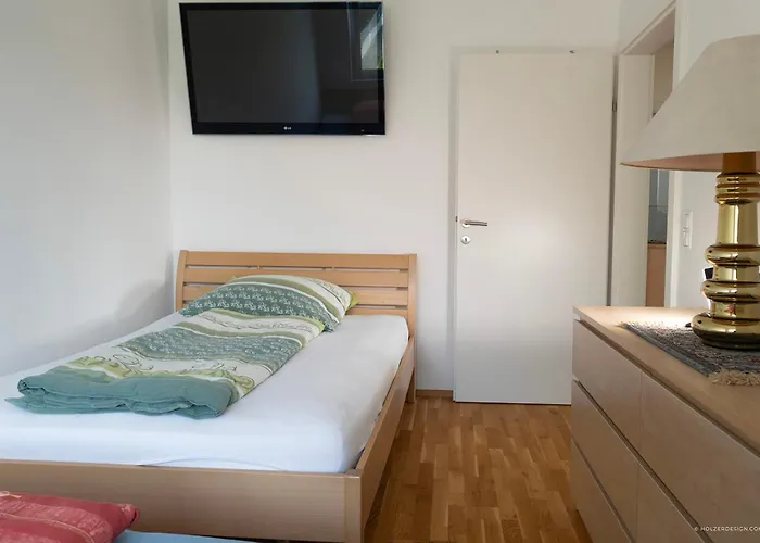 Mit Garten 아파트 *